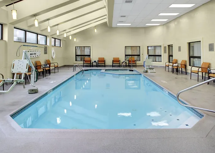 Courtyard By Marriott Downtown Hotel 3*