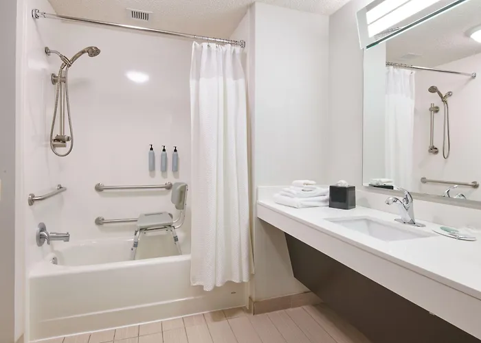 Courtyard By Marriott Downtown Hotel 3*