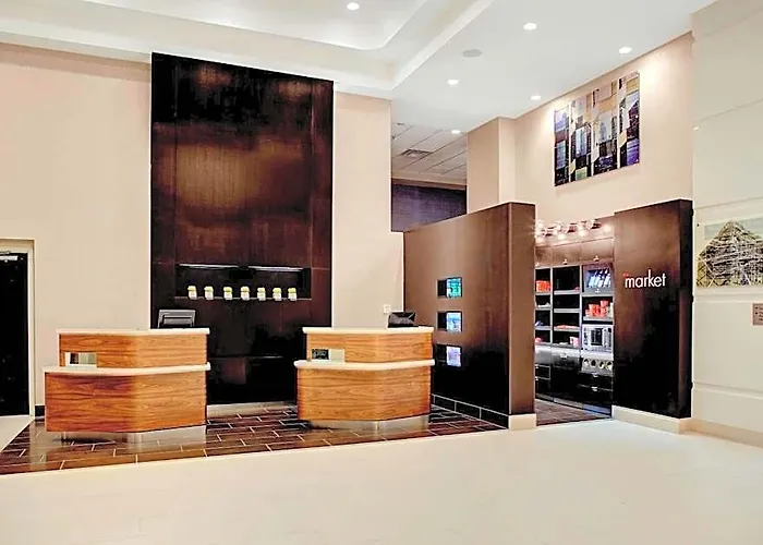 Courtyard By Marriott Downtown Columbus