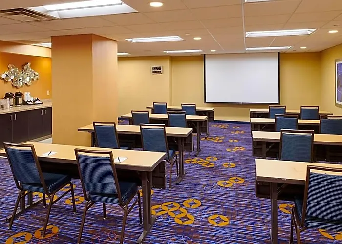 Hotel Courtyard By Marriott Downtown