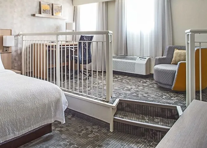 Courtyard By Marriott Downtown Columbus